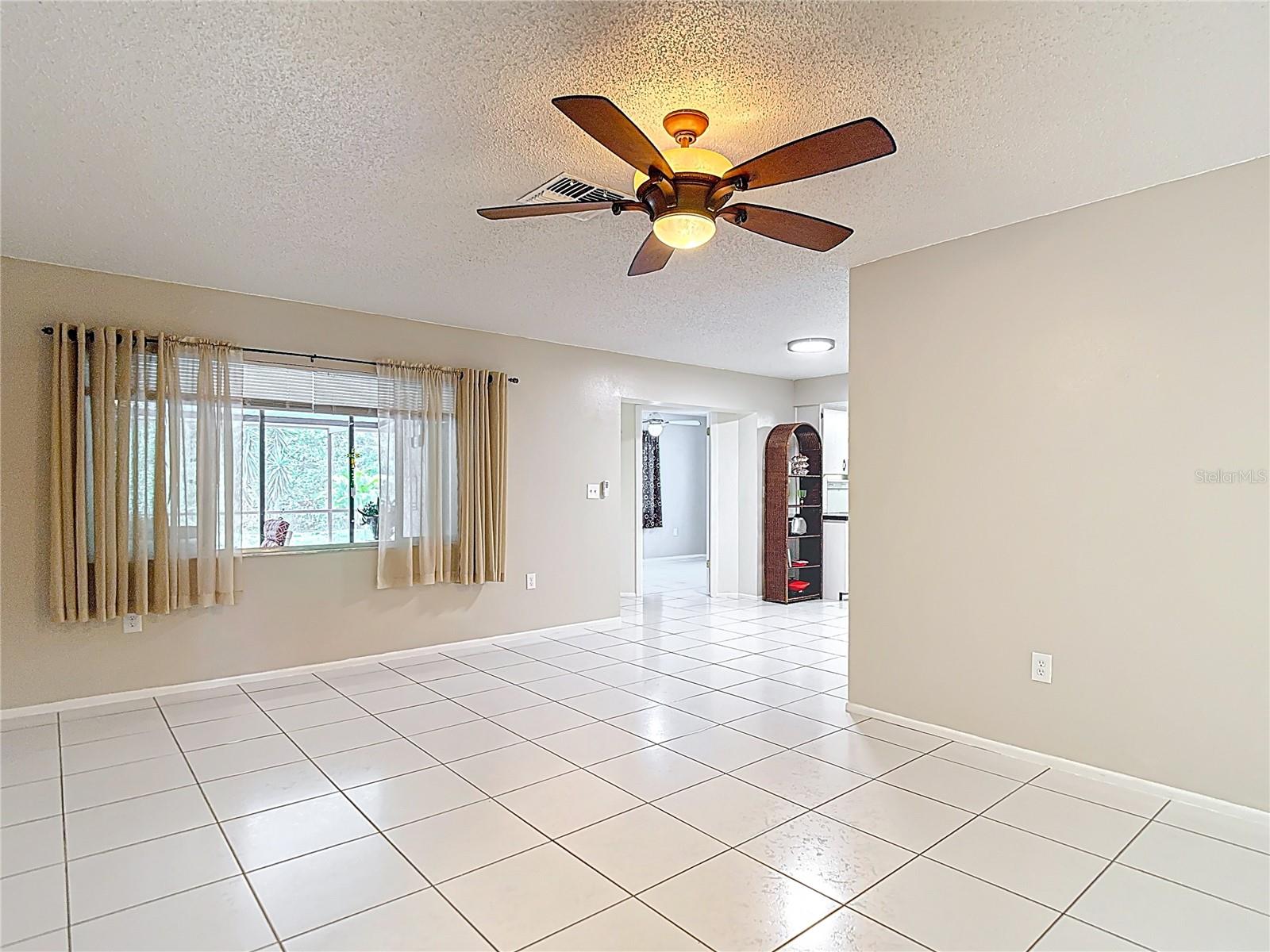 Image 10 of 52 For 13003 Sandburst Lane