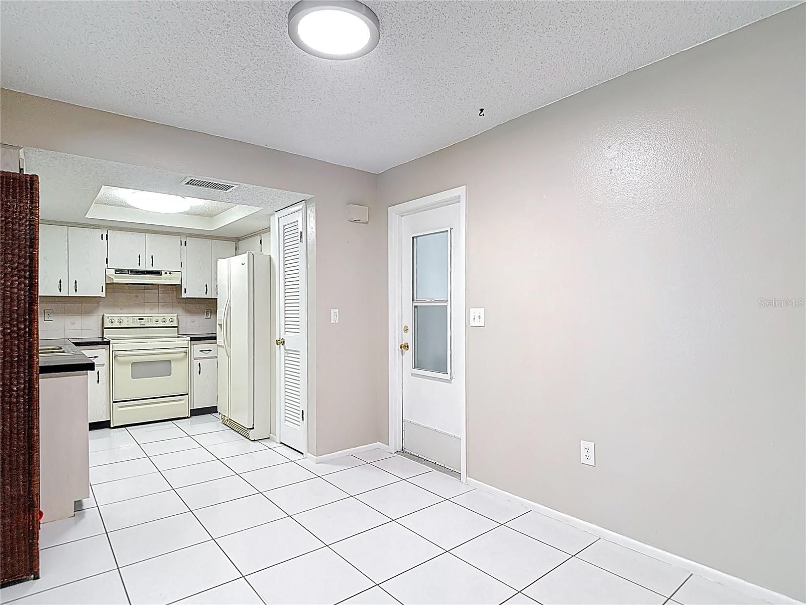Image 22 of 52 For 13003 Sandburst Lane