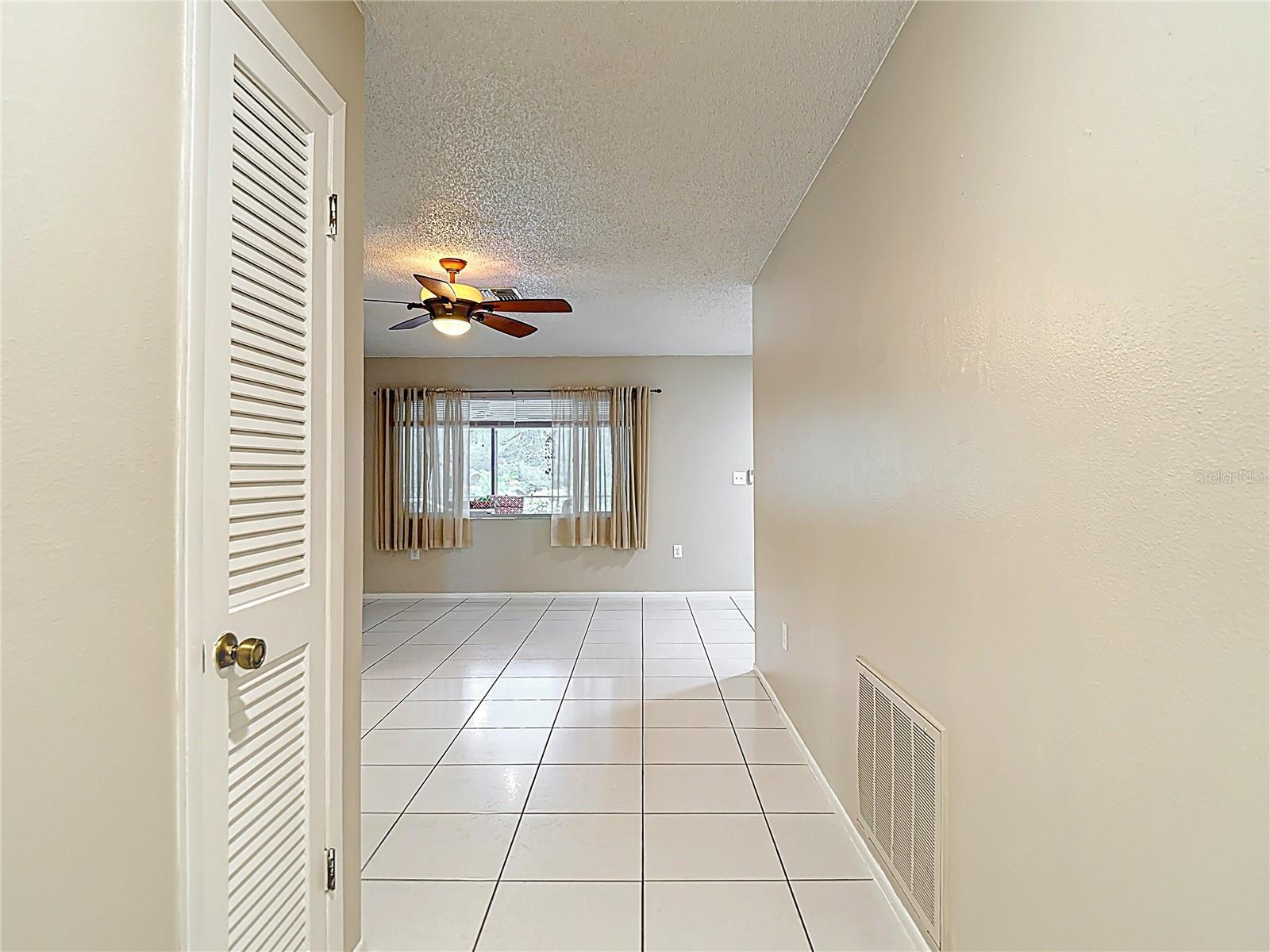 Image 7 of 52 For 13003 Sandburst Lane
