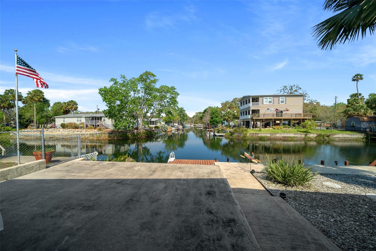 Image 16 of 18 For 6448-2 Richard Drive