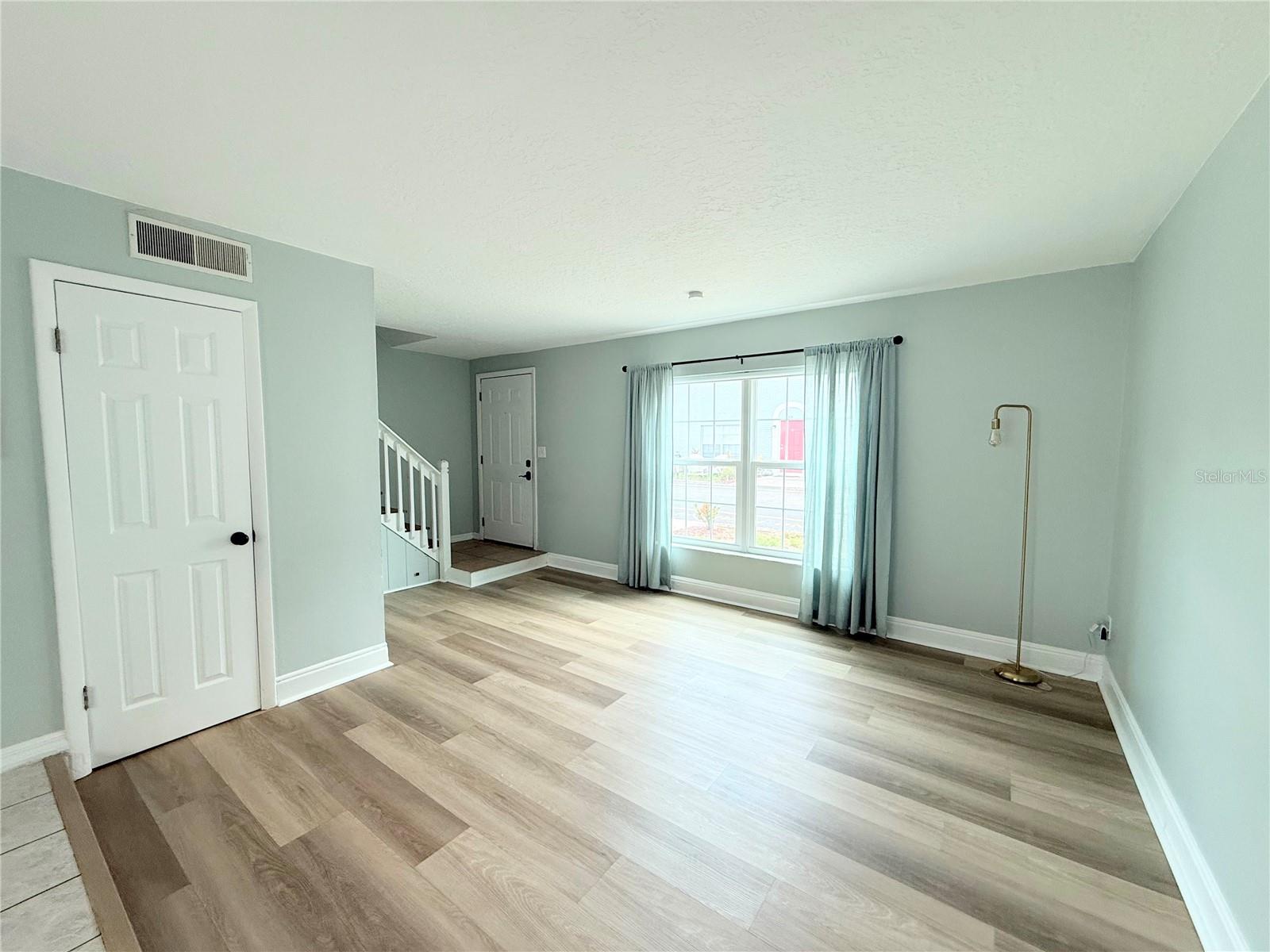 Image 2 of 11 For 5713 Townhouse Drive 5713