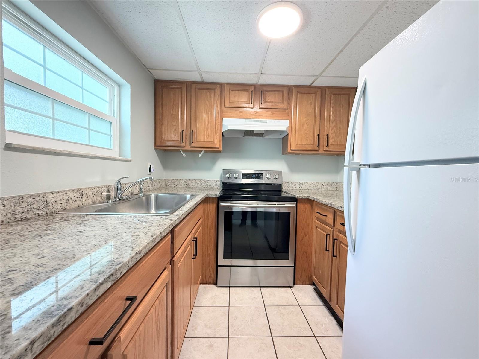 Image 4 of 11 For 5713 Townhouse Drive 5713