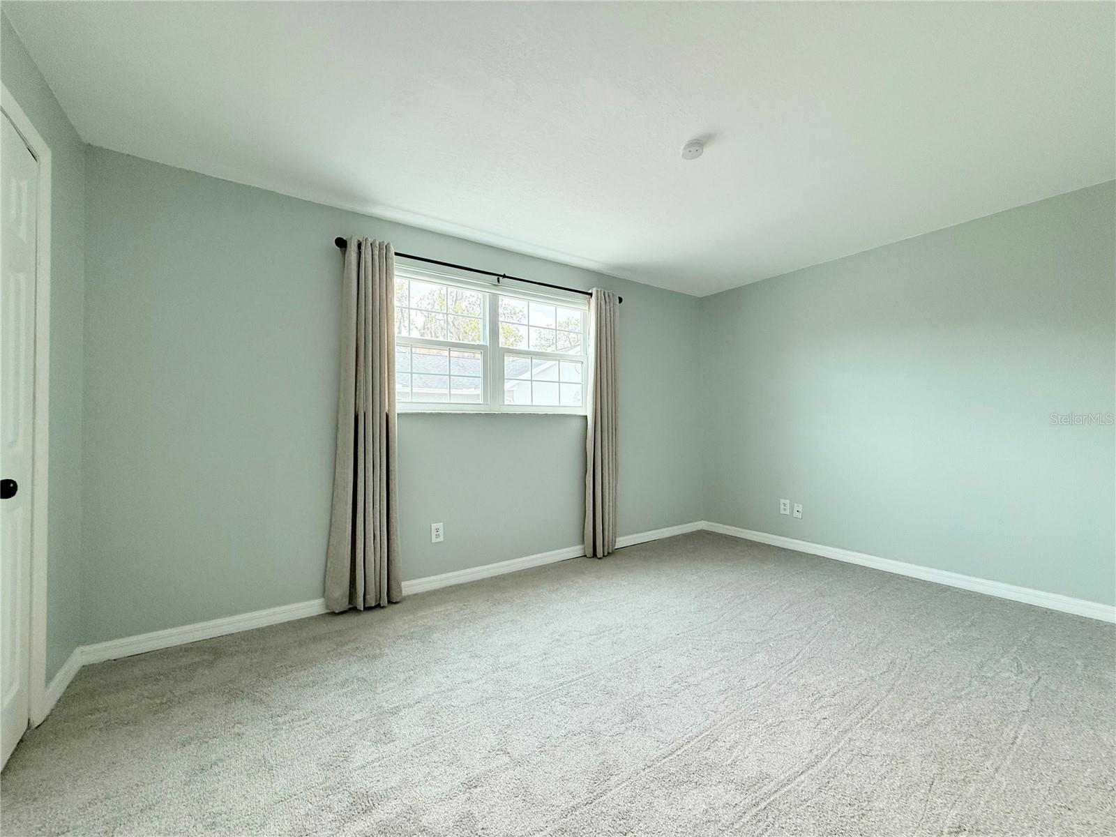 Image 6 of 11 For 5713 Townhouse Drive 5713
