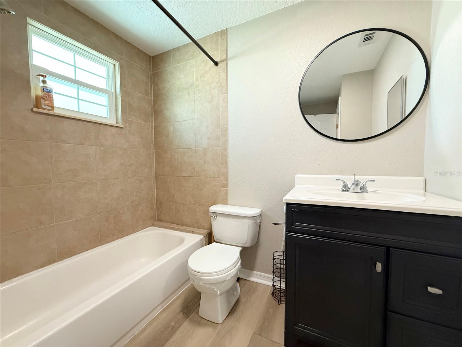 Image 7 of 11 For 5713 Townhouse Drive 5713