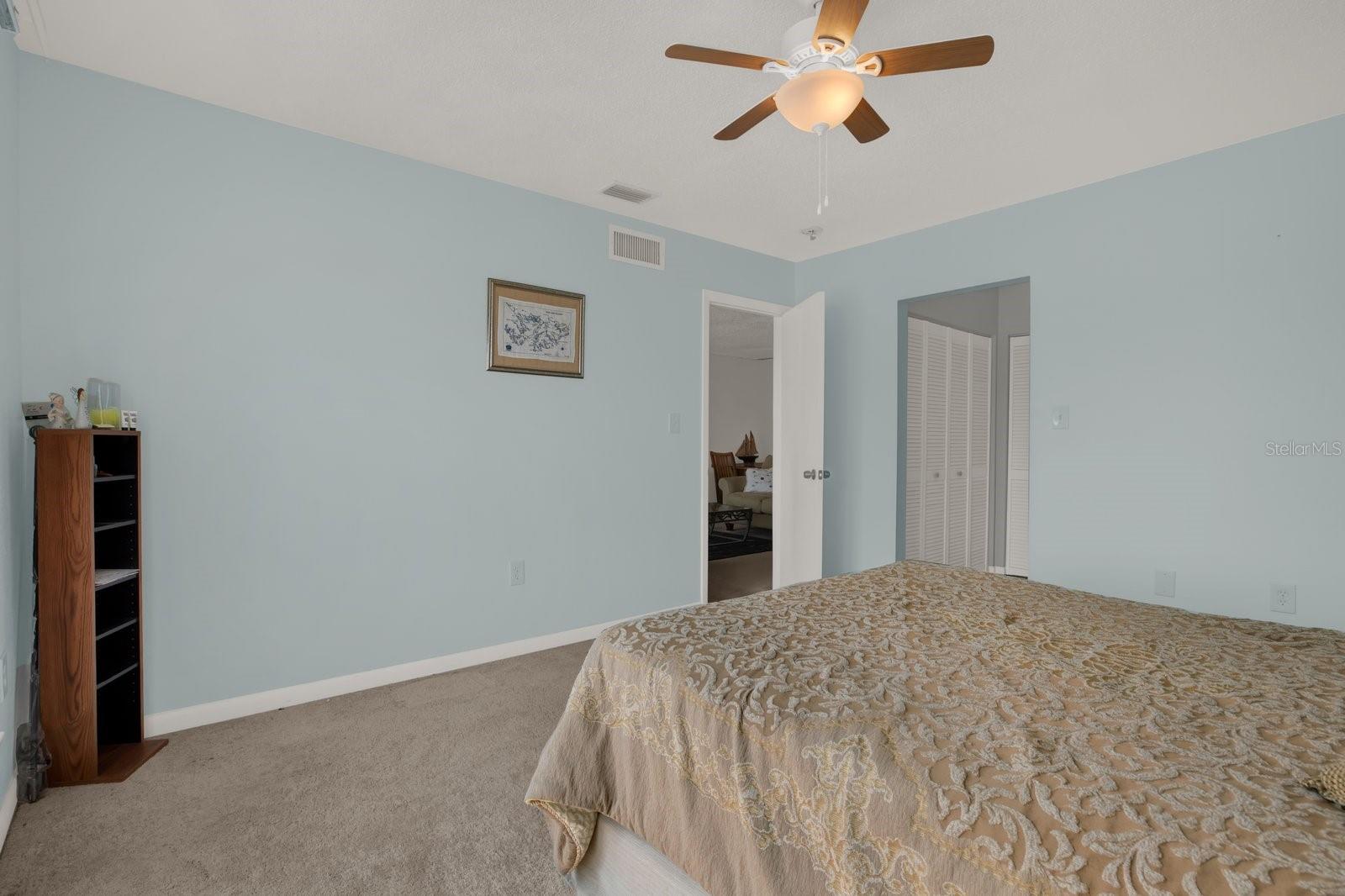 Image 11 of 23 For 4939 Floramar Terrace 204