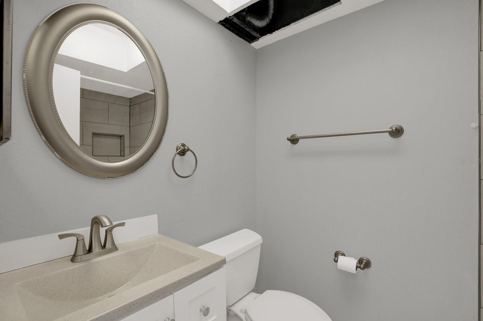 Image 12 of 23 For 4939 Floramar Terrace 204