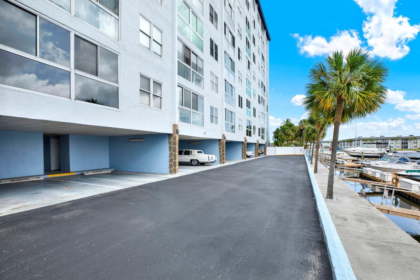 Image 3 of 23 For 4939 Floramar Terrace 204