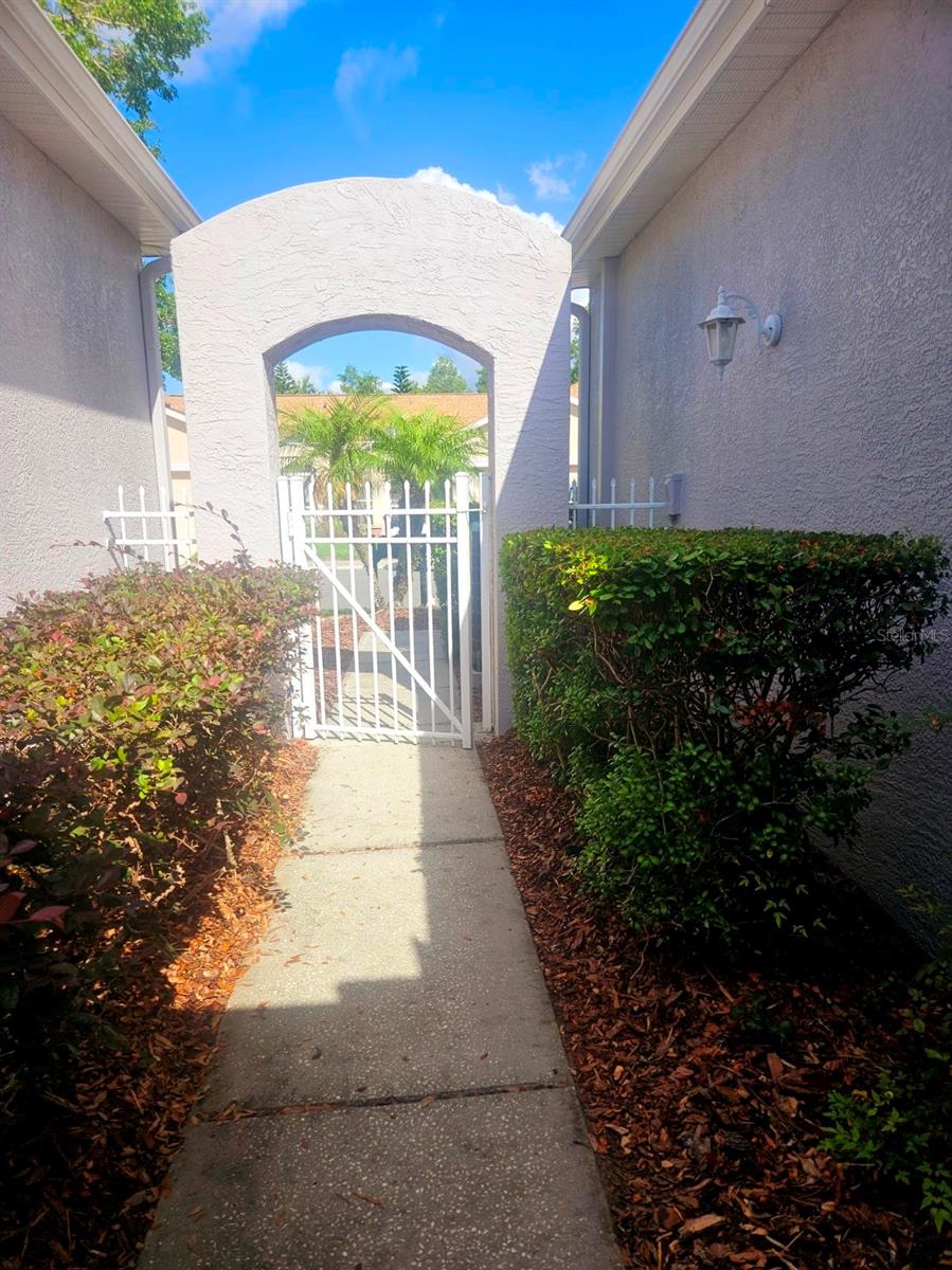 Image 6 of 45 For 20720 Eustis Road