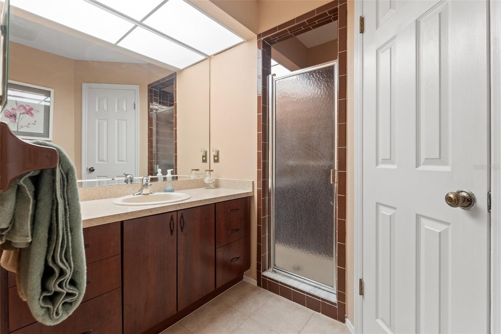Image 18 of 33 For 7512 Heather Walk Drive