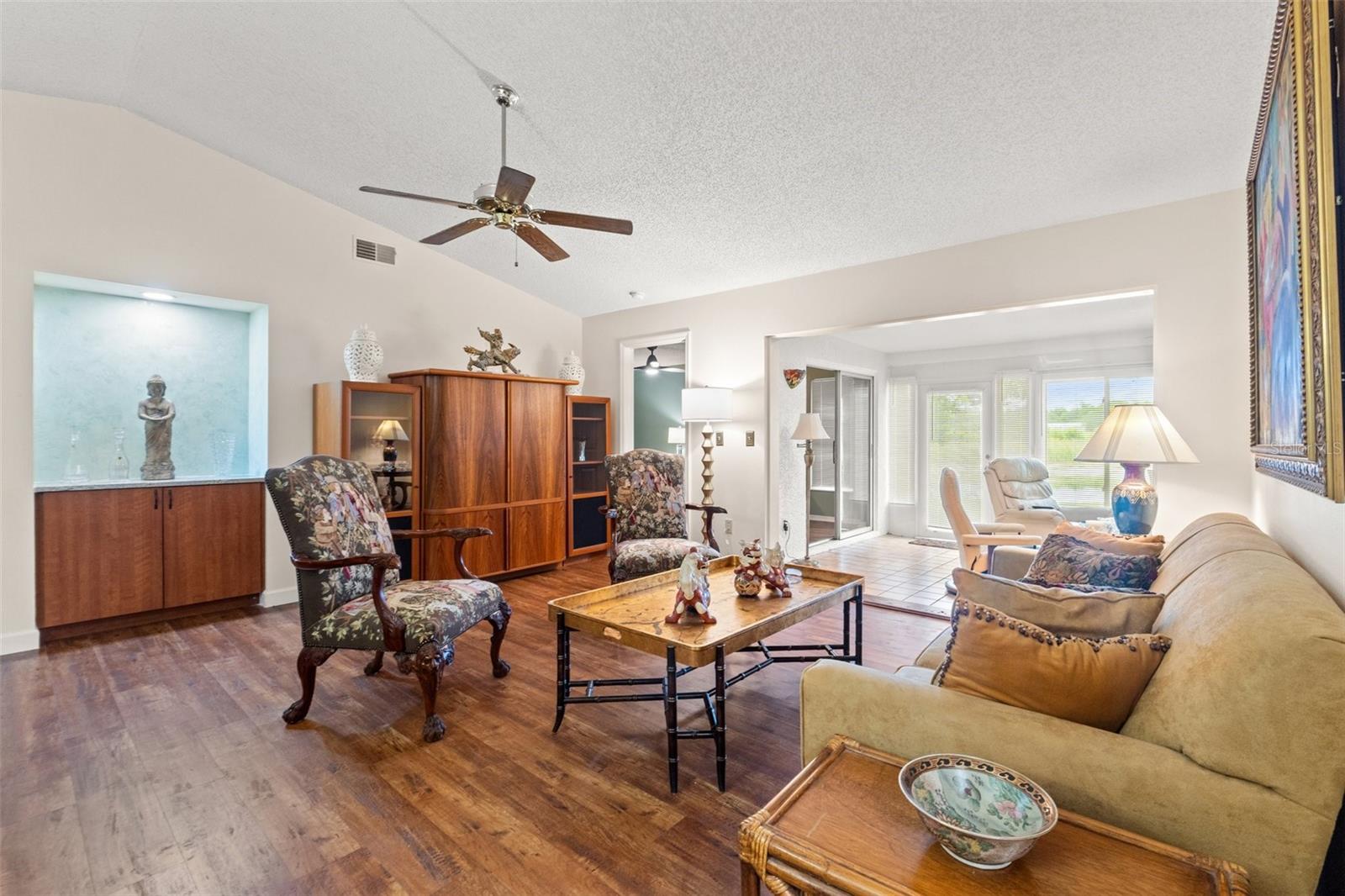 Image 8 of 33 For 7512 Heather Walk Drive
