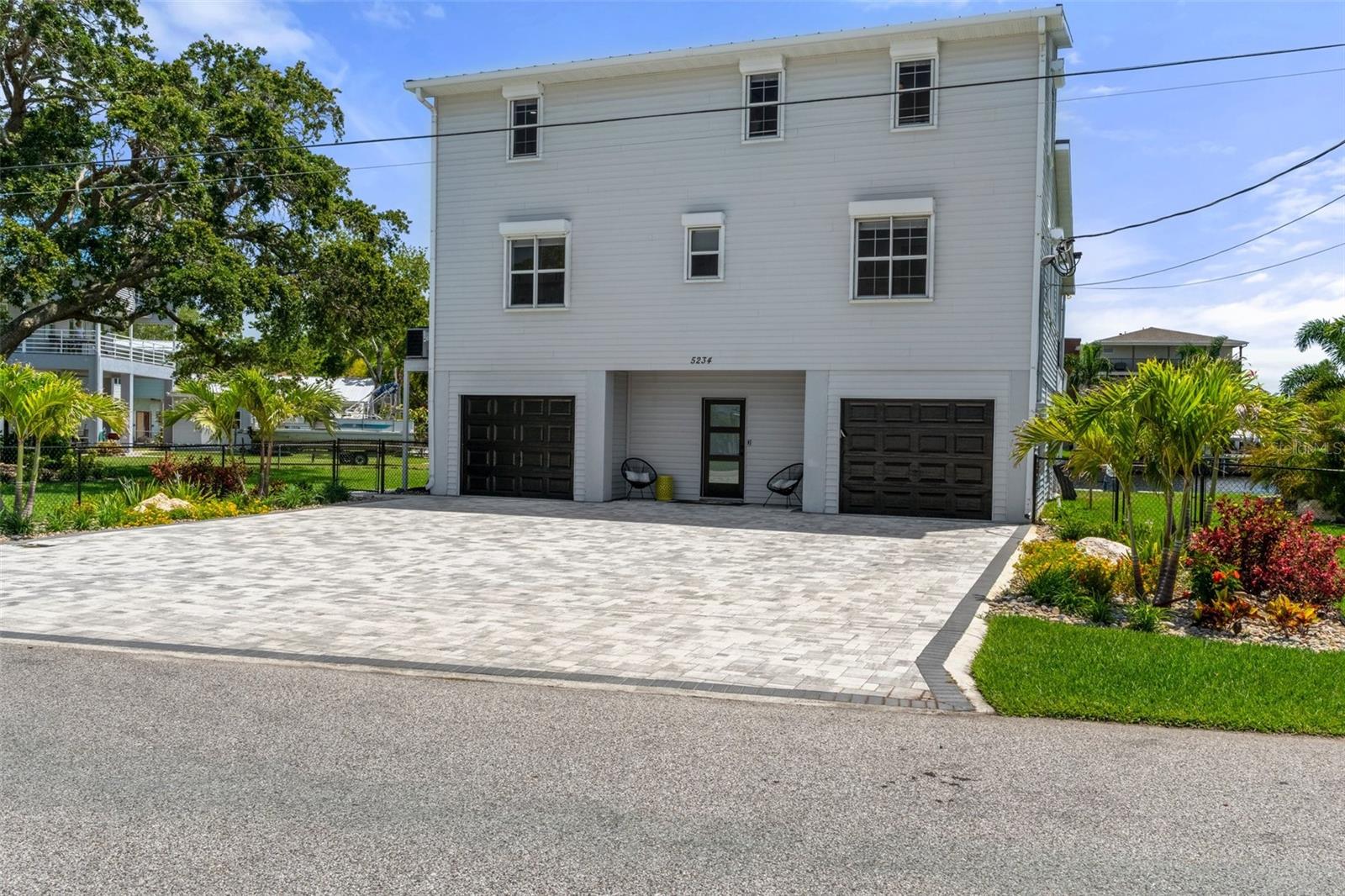 Image 11 of 100 For 5234 Foxhall Court
