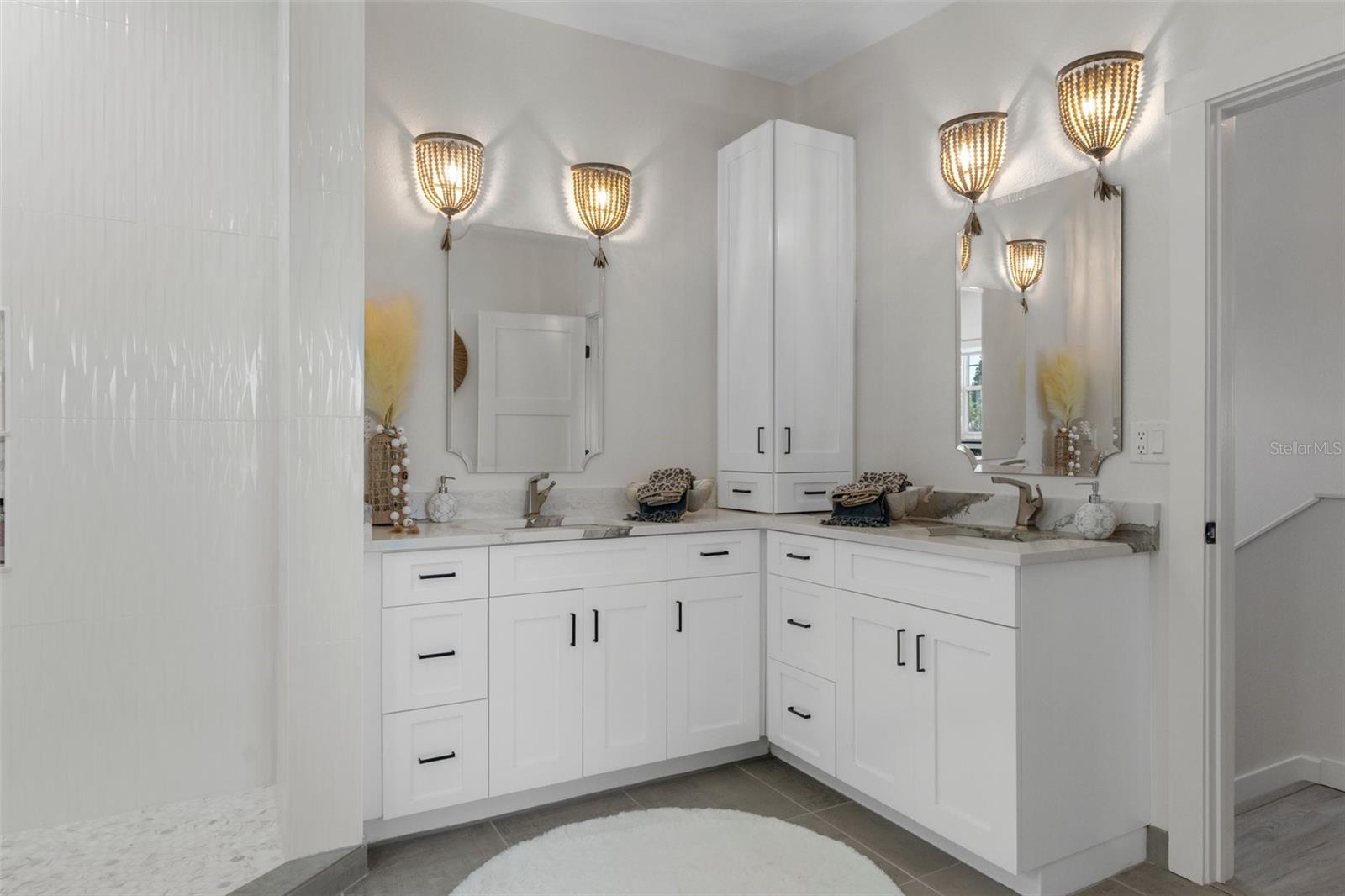 Image 63 of 100 For 5234 Foxhall Court