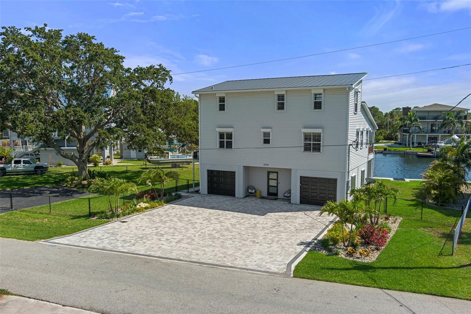 Image 7 of 100 For 5234 Foxhall Court