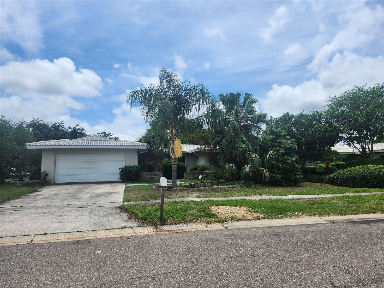 Details for 2083 Envoy Court, CLEARWATER, FL 33764
