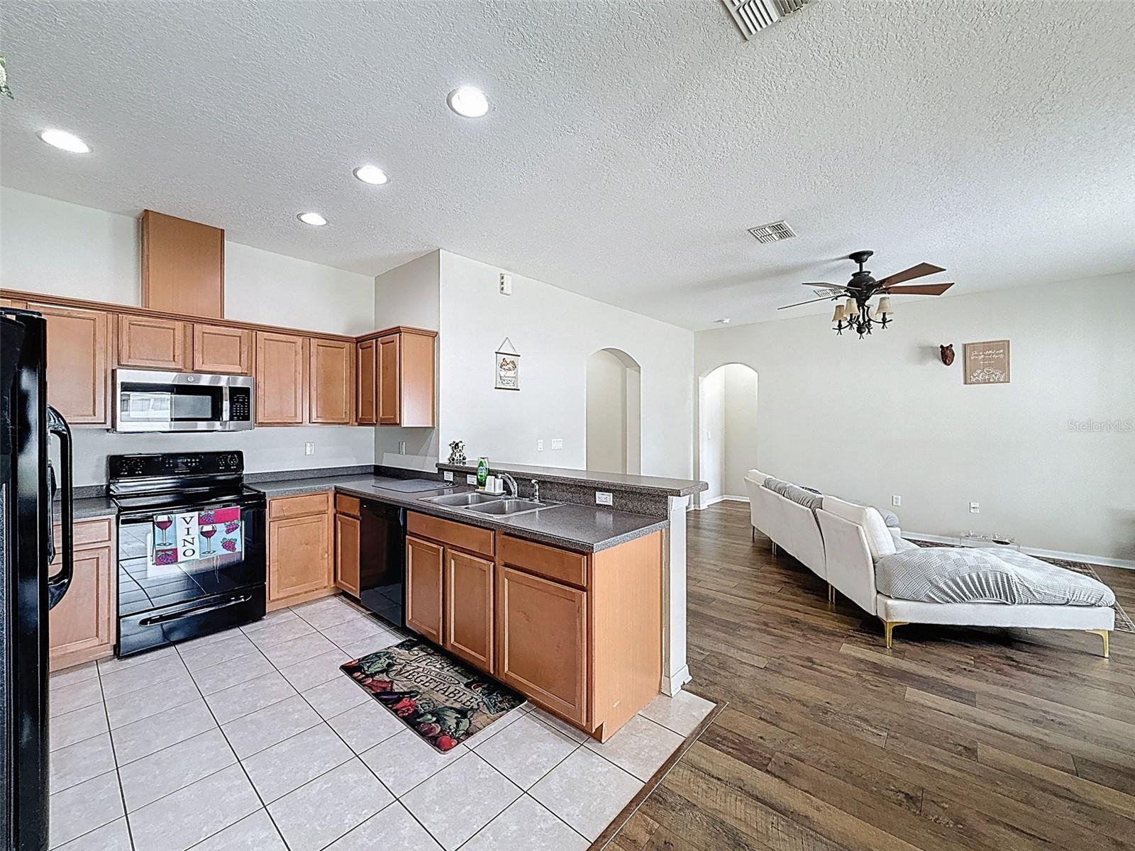 Image 14 of 56 For 15205 Durango Cir
