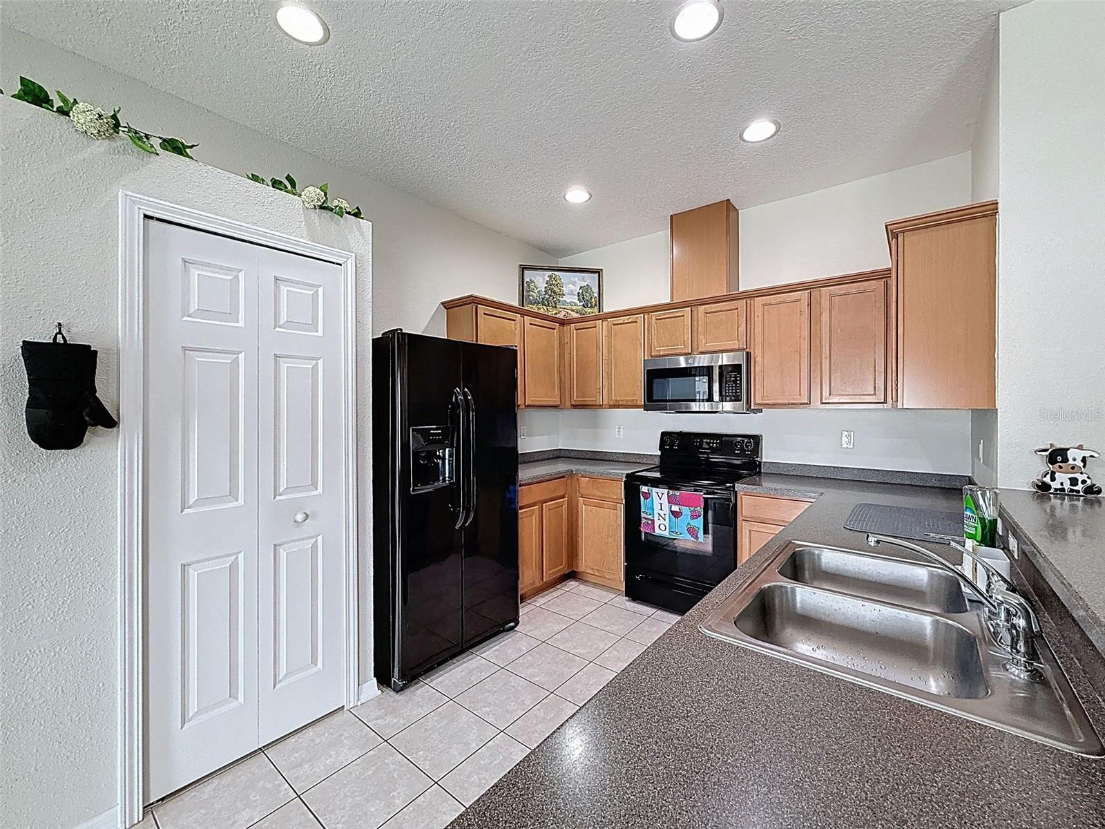Image 15 of 56 For 15205 Durango Cir