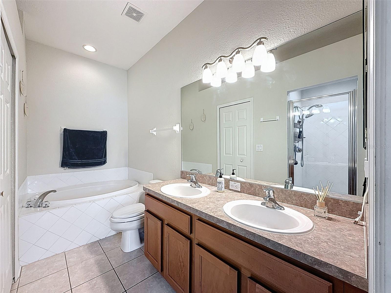 Image 26 of 56 For 15205 Durango Cir
