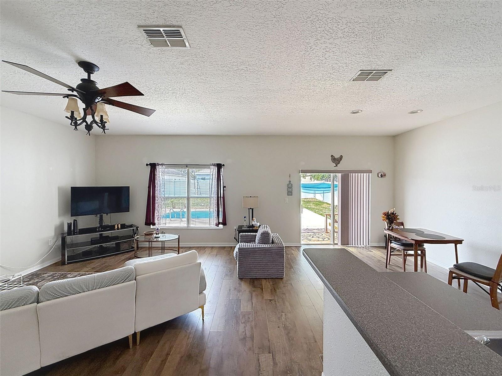 Image 5 of 56 For 15205 Durango Cir