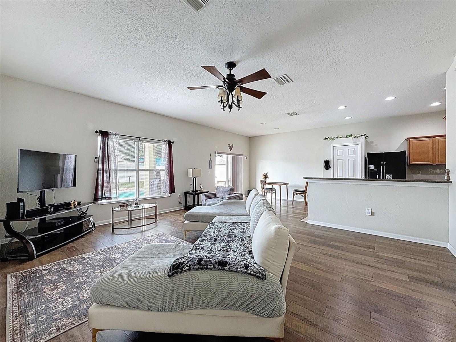 Image 6 of 56 For 15205 Durango Cir