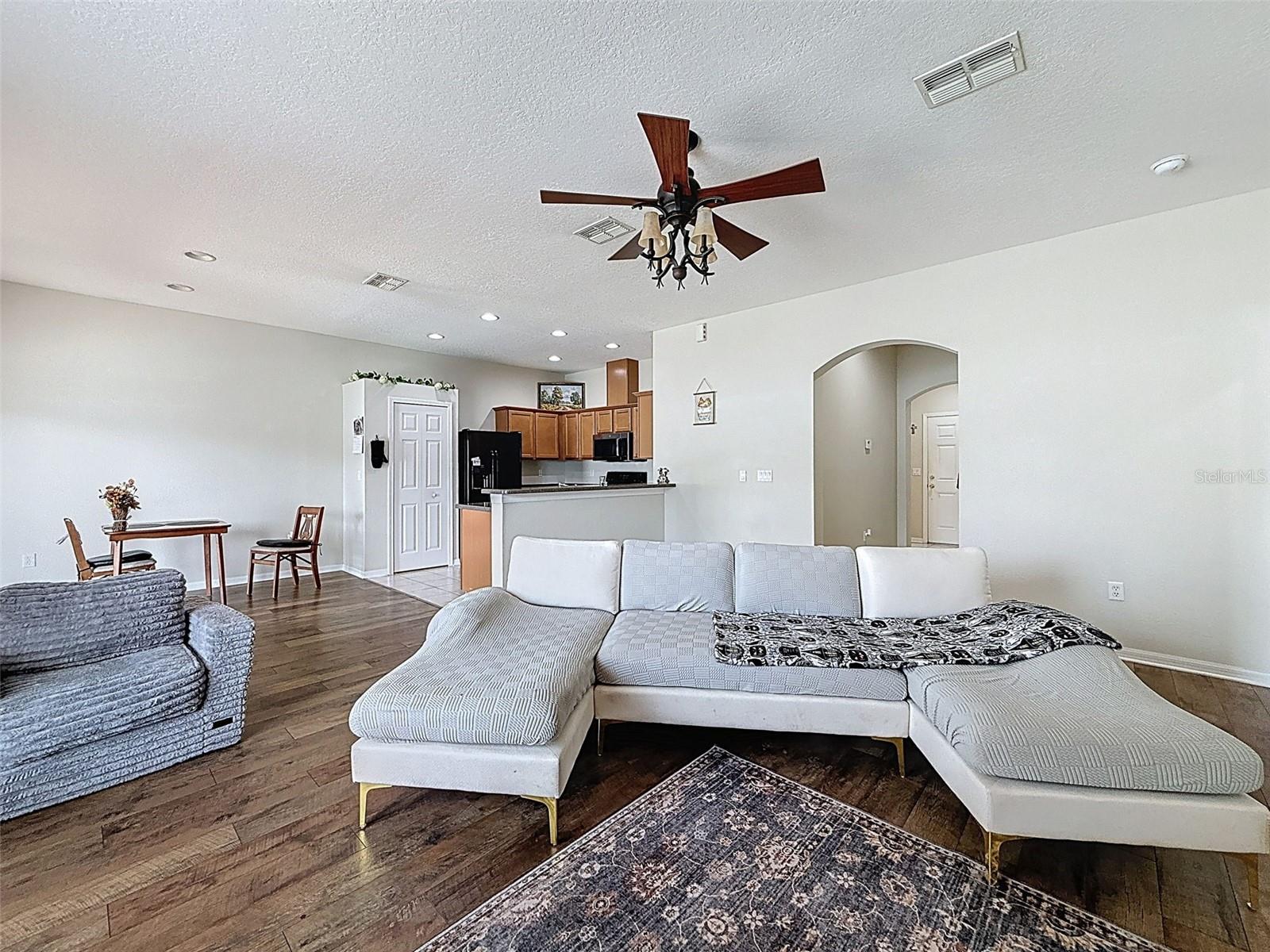 Image 8 of 56 For 15205 Durango Cir