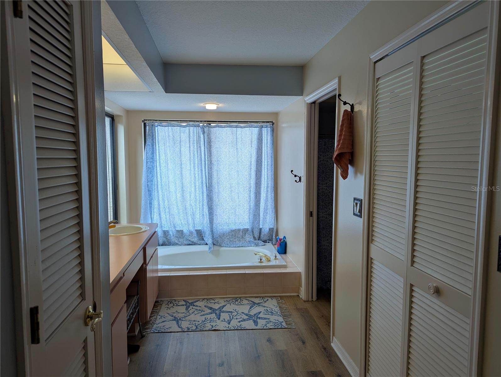Image 11 of 14 For 1221 Etta Avenue