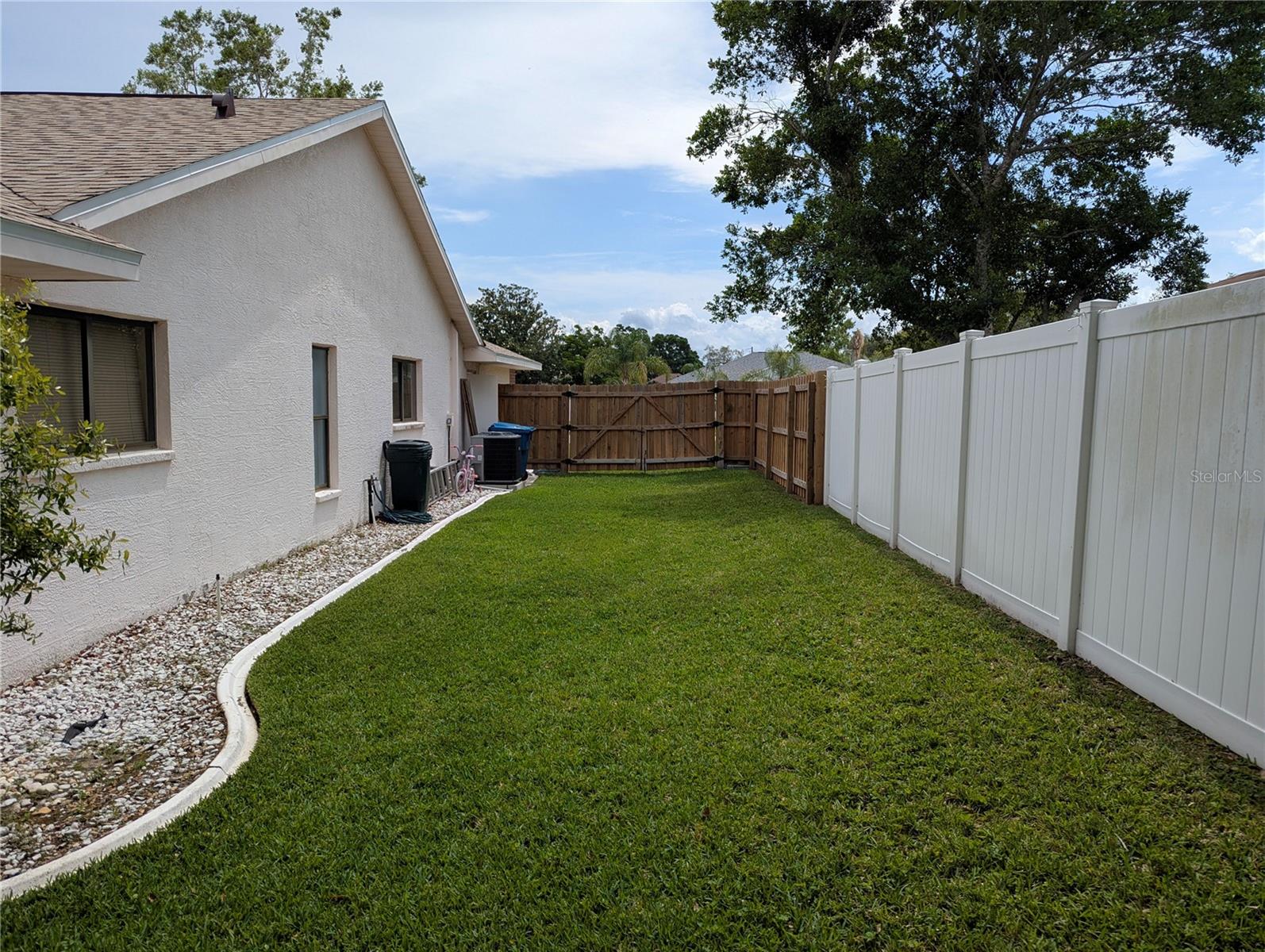 Image 12 of 14 For 1221 Etta Avenue