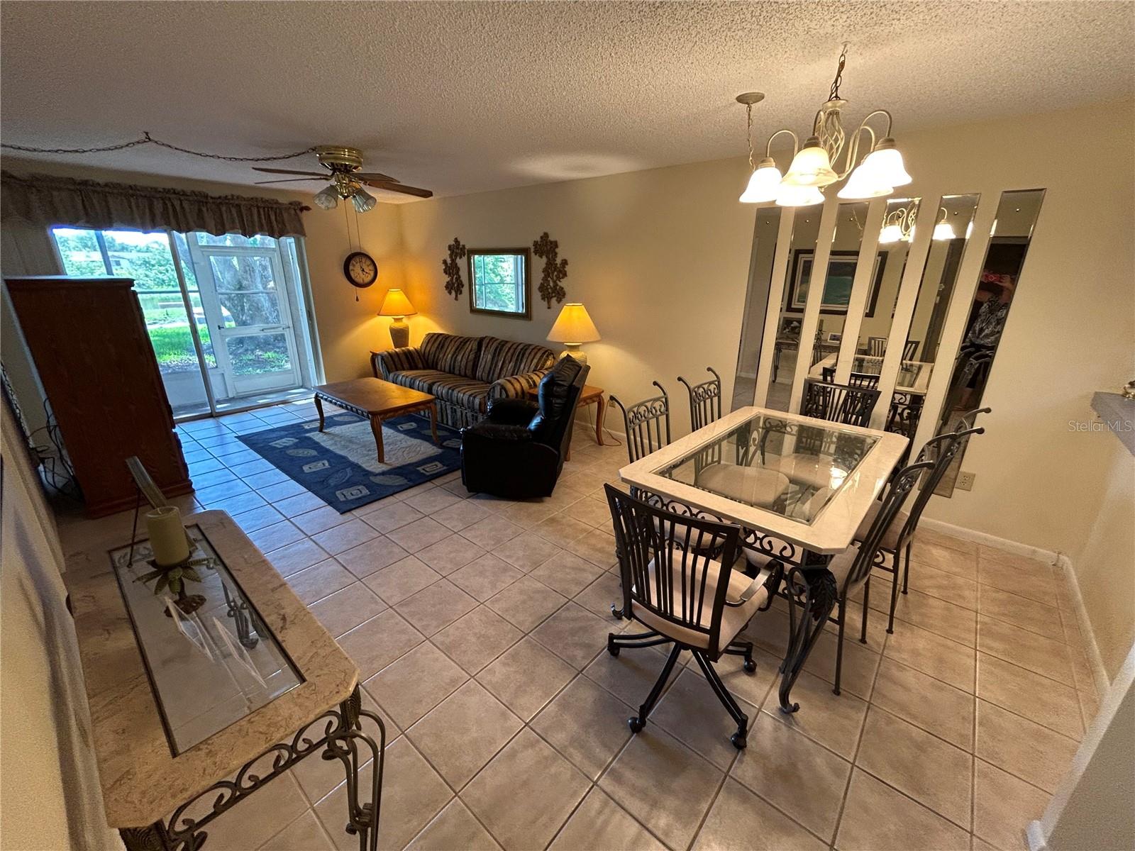 Image 16 of 43 For 4903 Myrtle Oak Drive 12