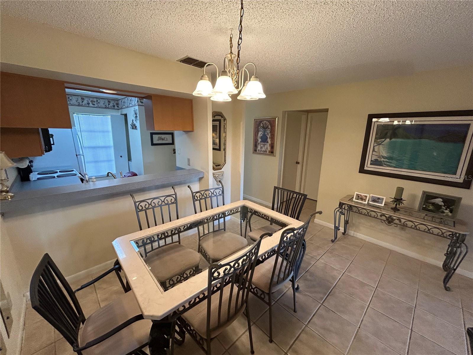 Image 18 of 43 For 4903 Myrtle Oak Drive 12