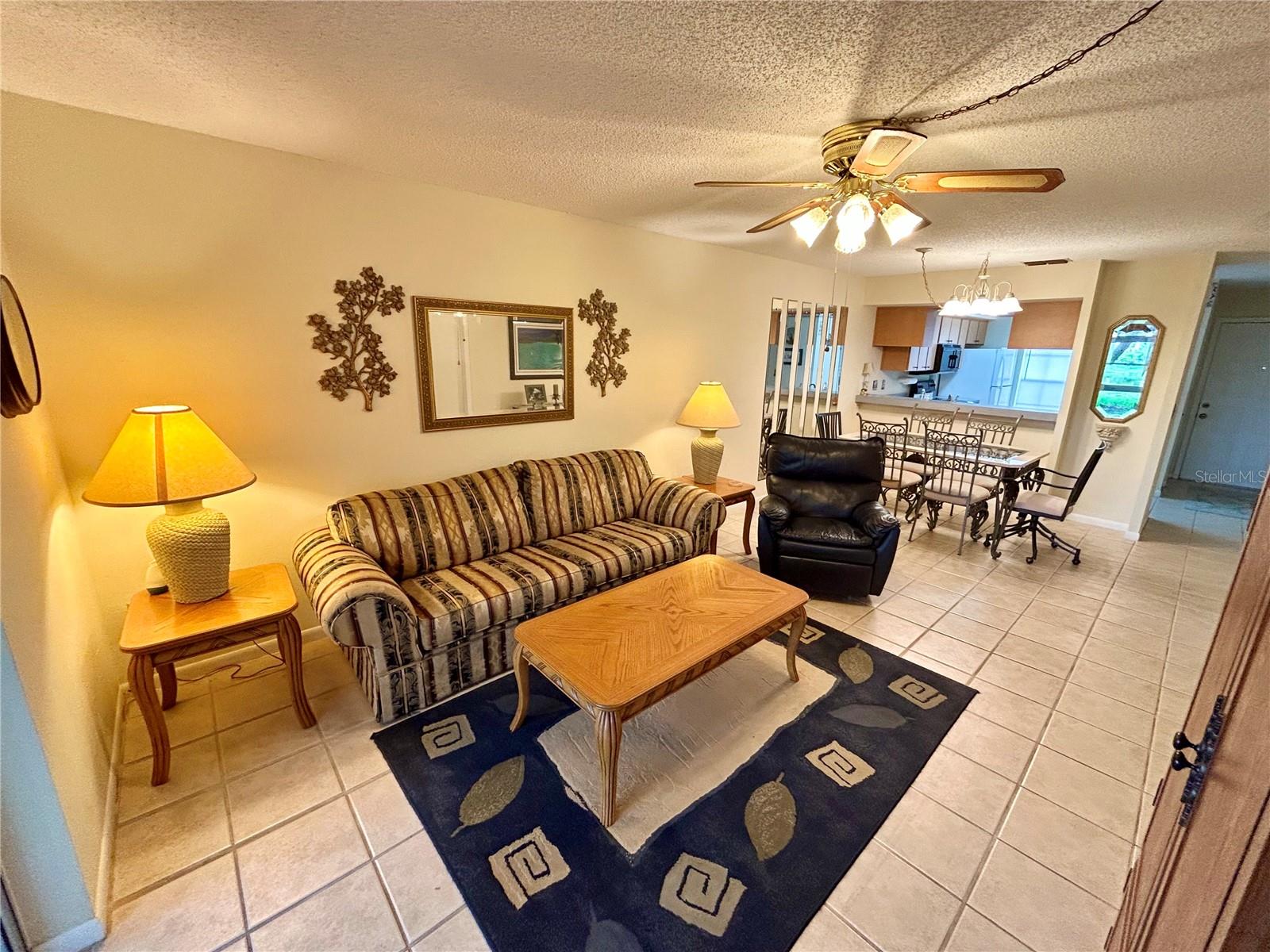 Image 6 of 43 For 4903 Myrtle Oak Drive 12
