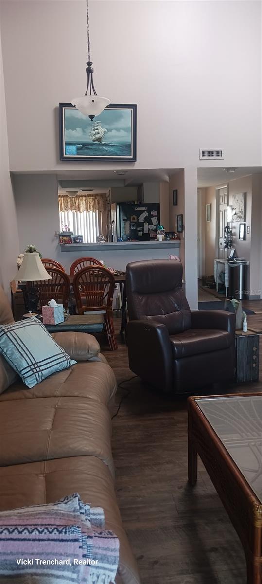 Image 25 of 37 For 8210 Aquila Street 226