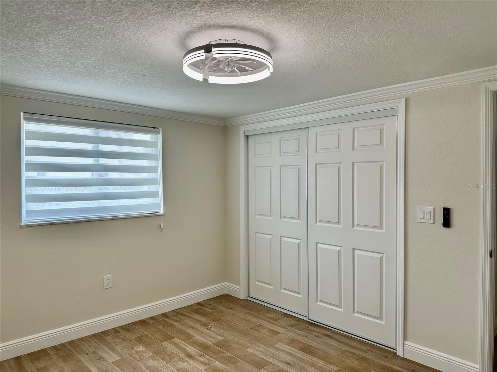 Image 21 of 47 For 4946 Allner Street