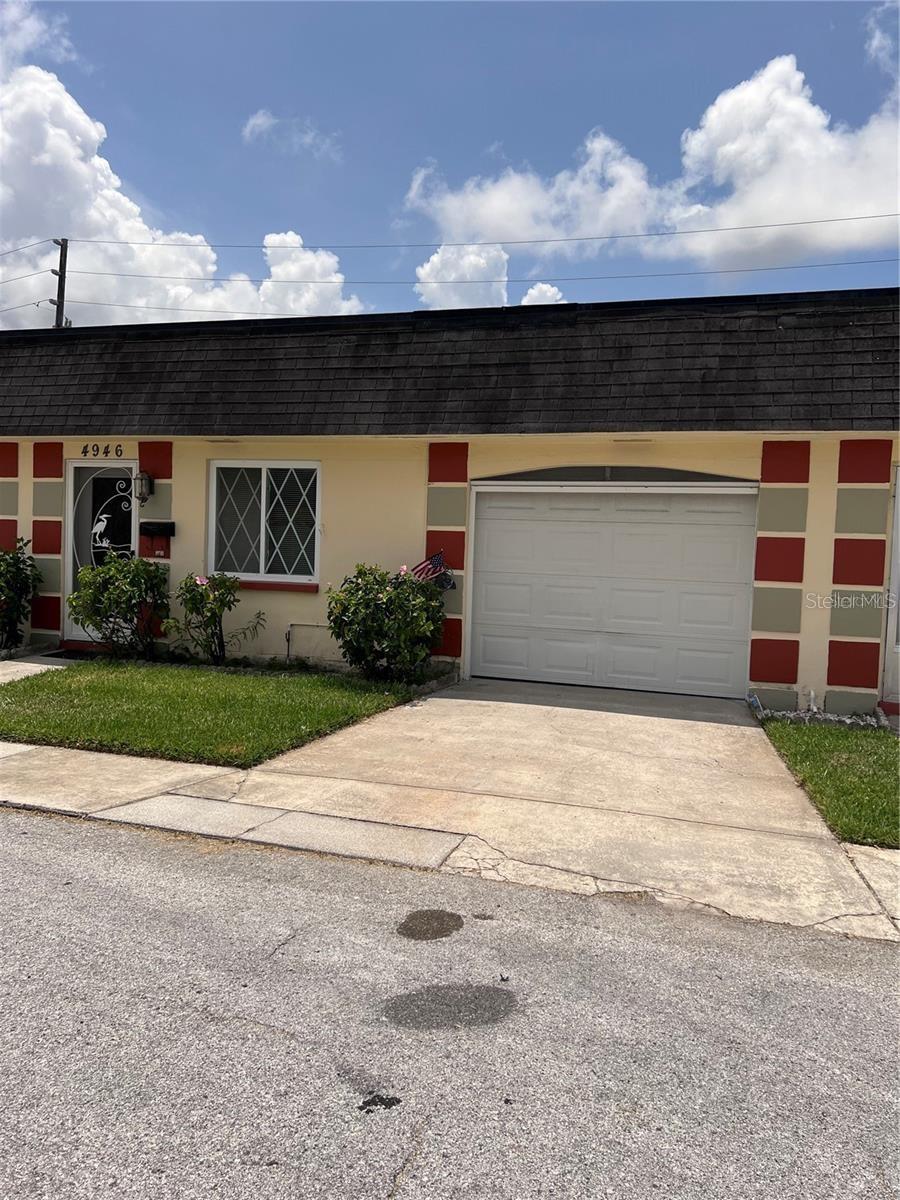 Image 3 of 47 For 4946 Allner Street