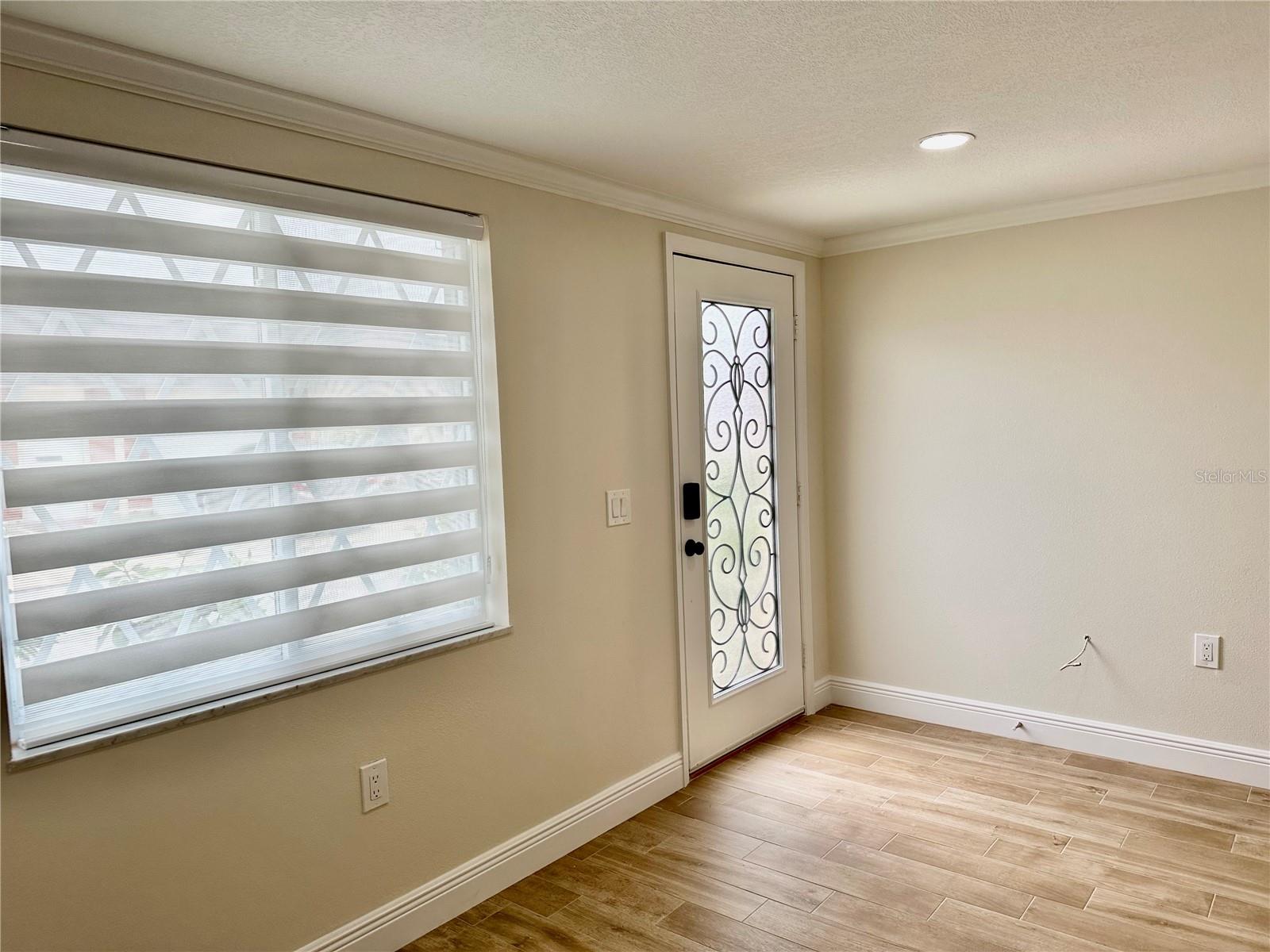 Image 5 of 47 For 4946 Allner Street