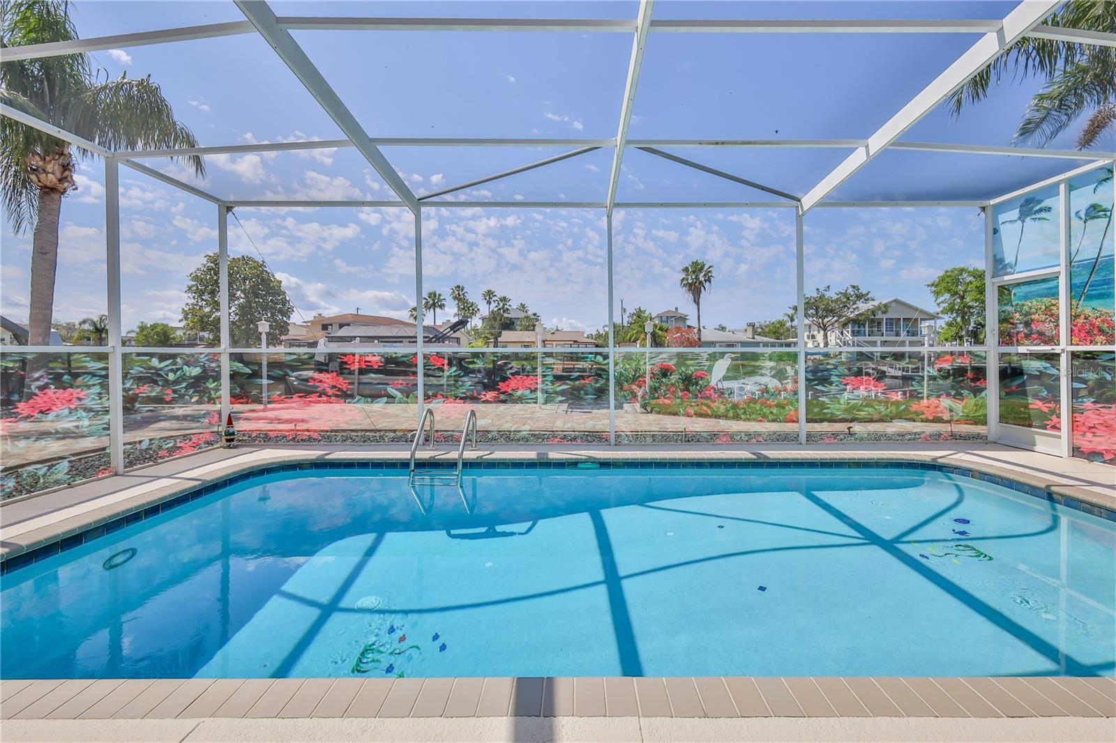 Listing photo id 0 for 3352 Gulfview Drive