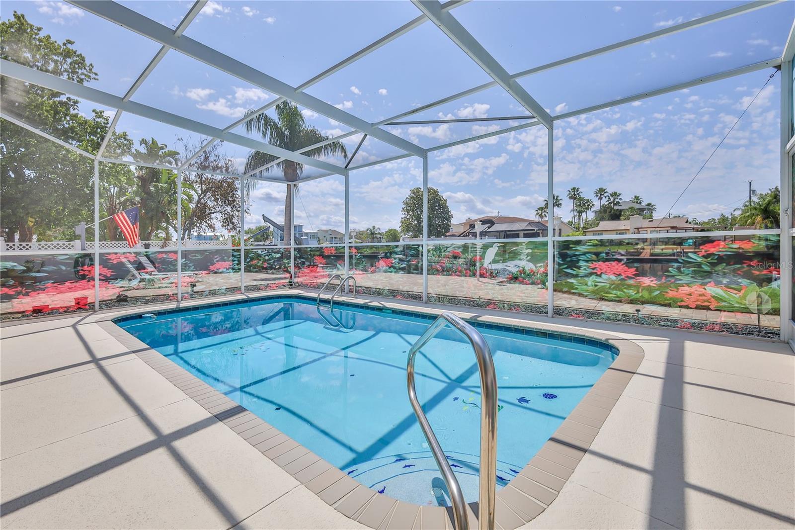 Listing photo id 54 for 3352 Gulfview Drive