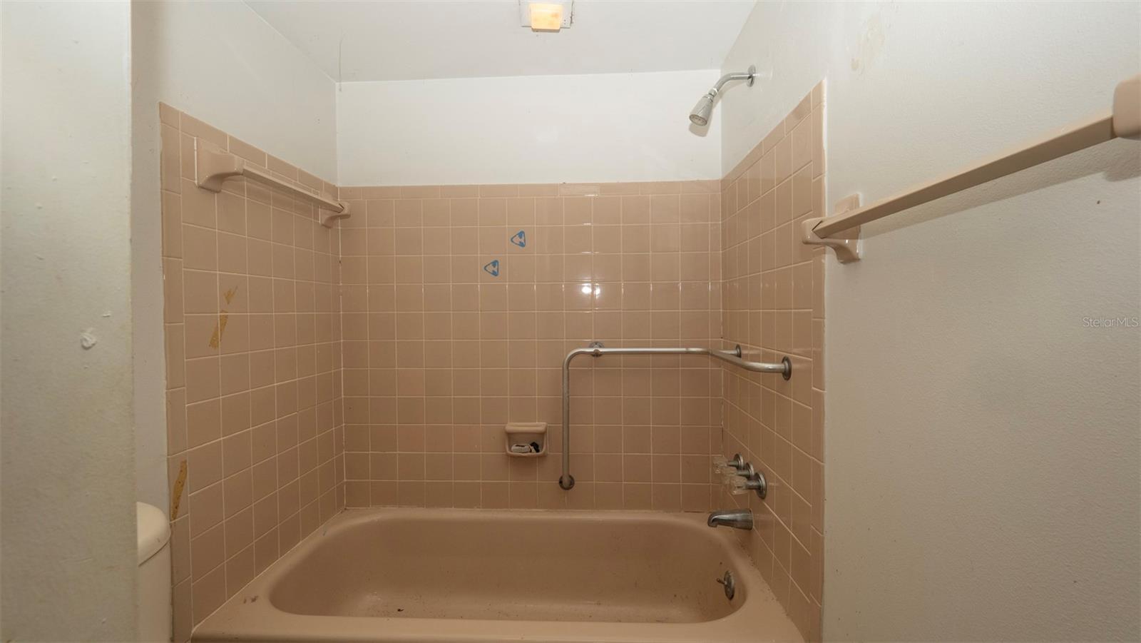 Image 21 of 39 For 7501 Woodbox Row