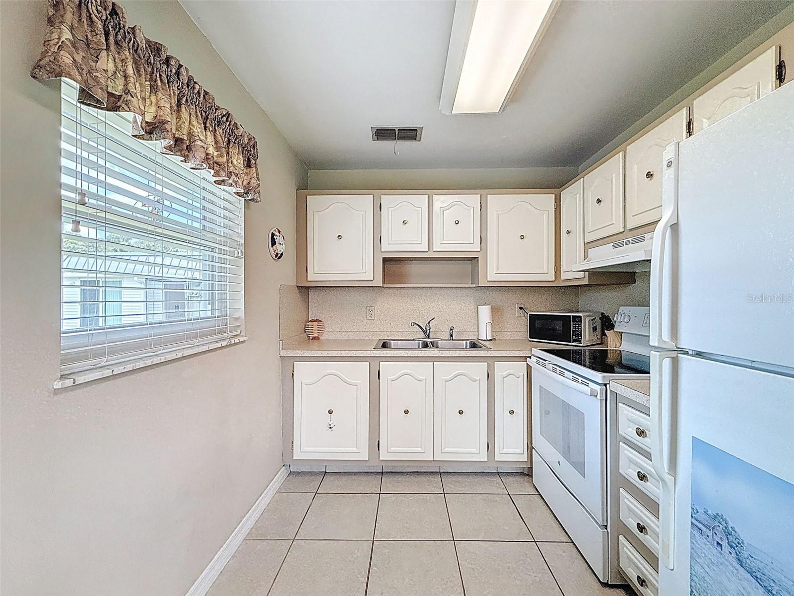 Image 10 of 91 For 11821 Boynton Lane