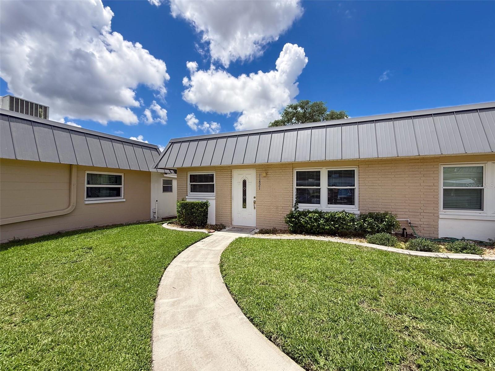 Image 2 of 91 For 11821 Boynton Lane