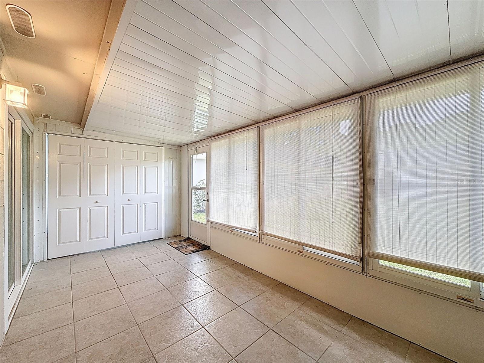 Image 33 of 91 For 11821 Boynton Lane