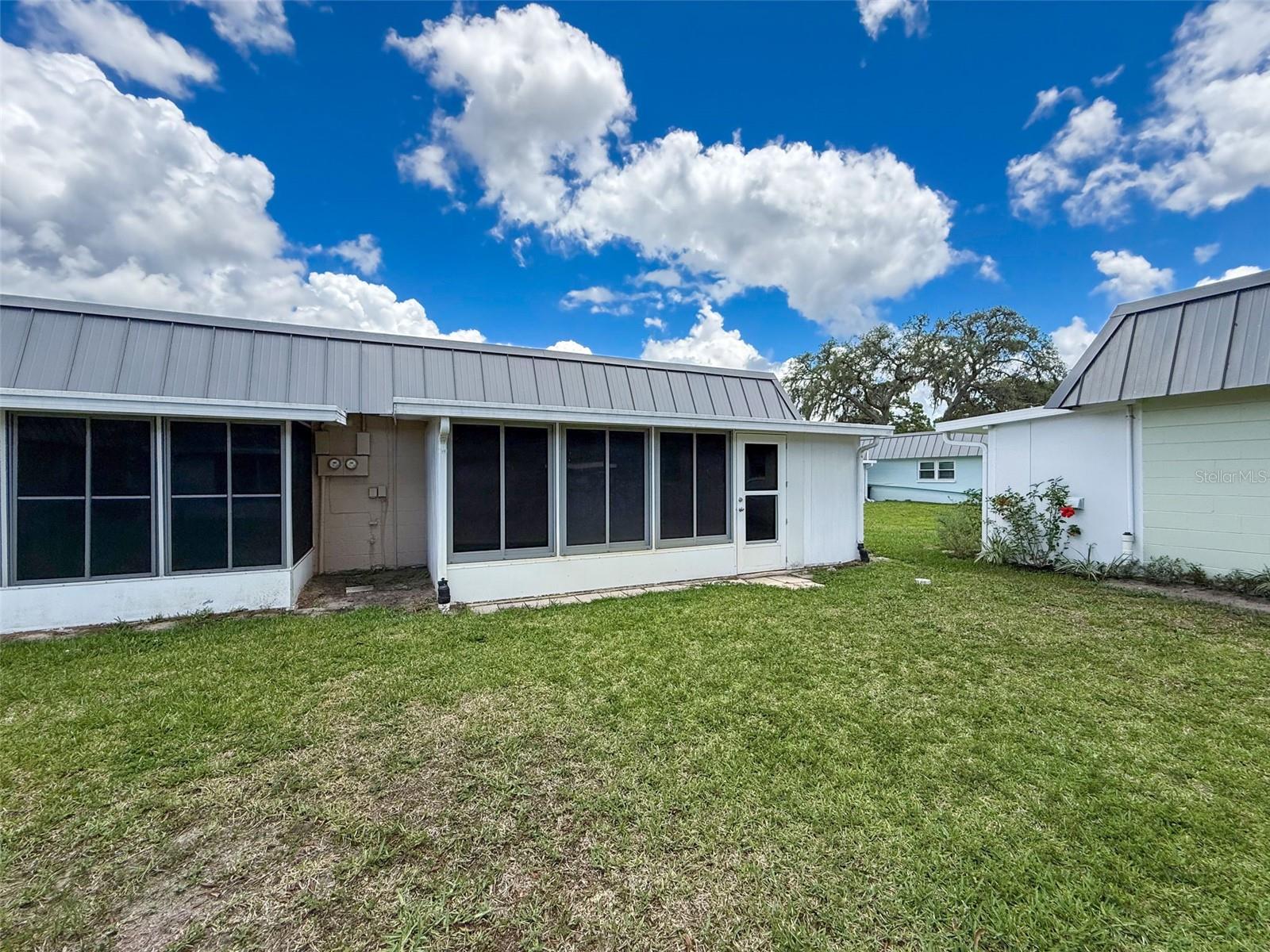 Image 37 of 91 For 11821 Boynton Lane