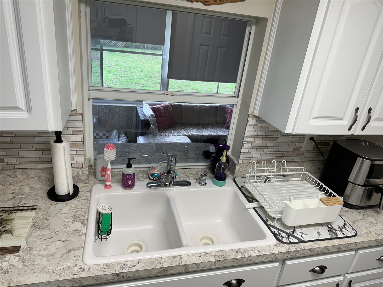 Image 11 of 30 For 2158 Clayton Avenue