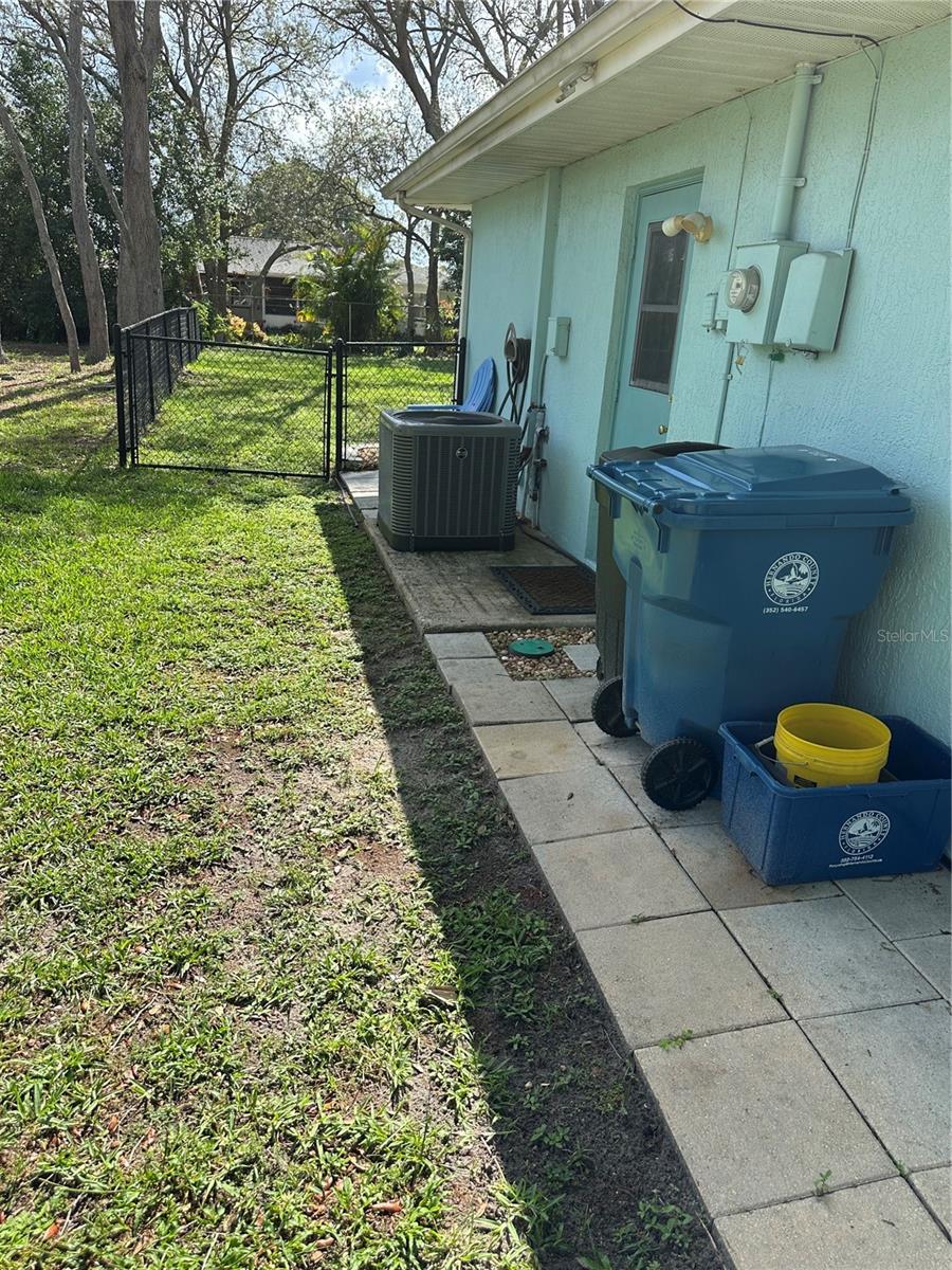 Image 4 of 30 For 2158 Clayton Avenue