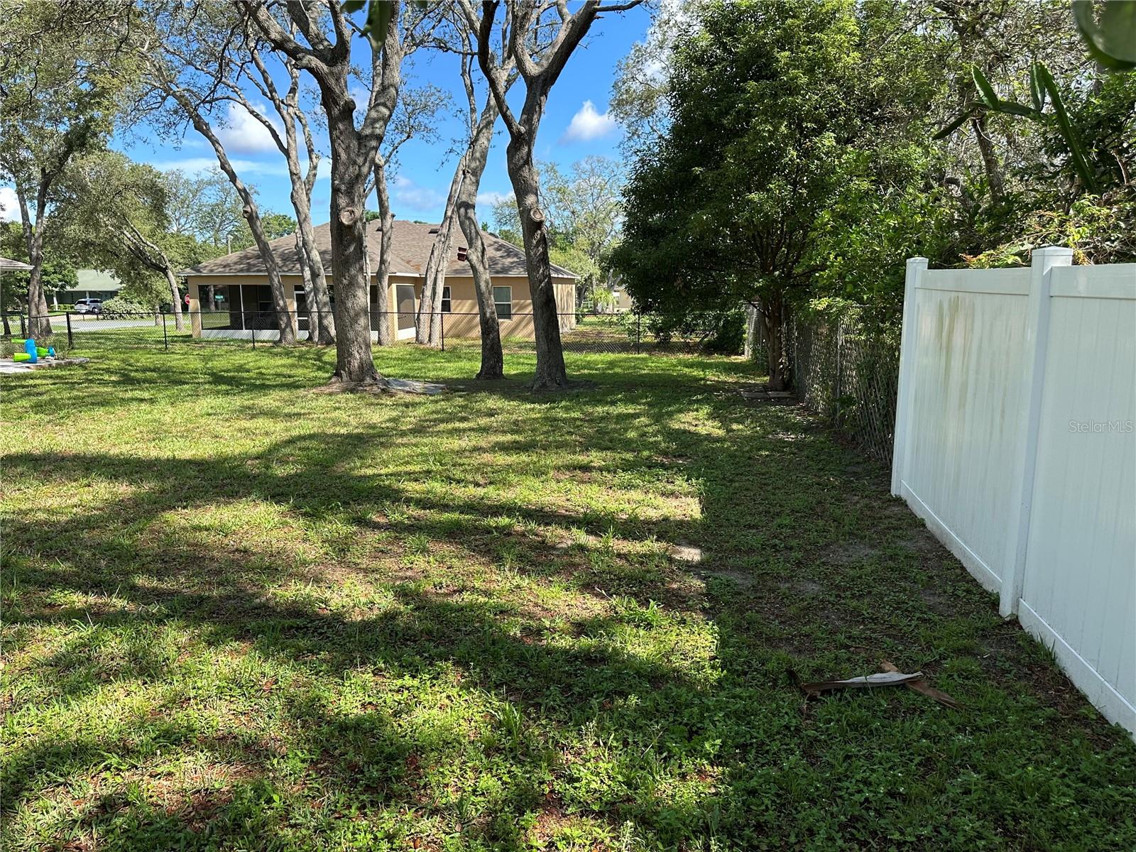 Image 7 of 30 For 2158 Clayton Avenue