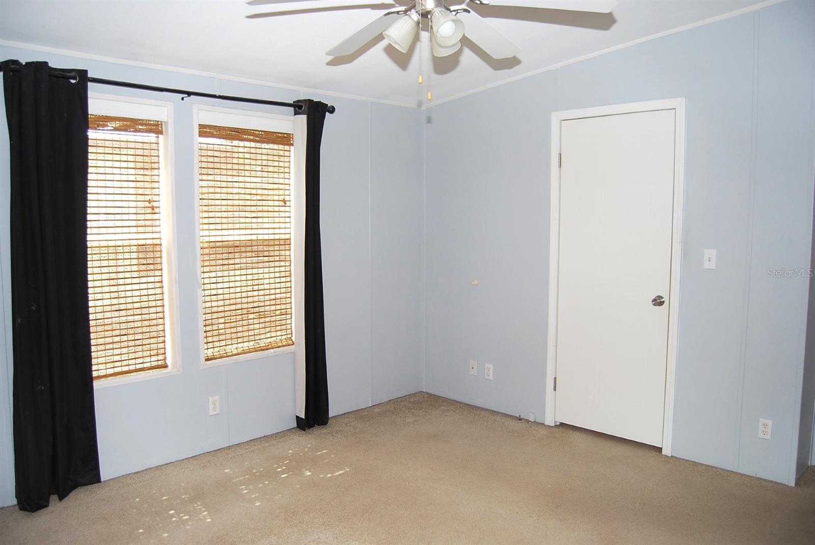 Image 13 of 39 For 9587 Scepter Avenue