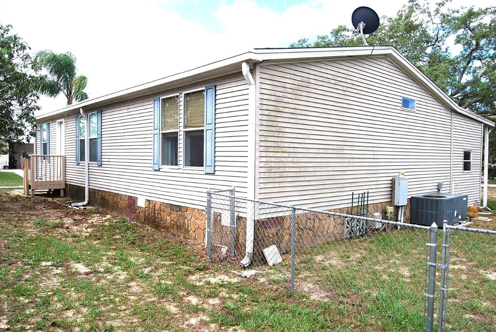 Image 31 of 39 For 9587 Scepter Avenue