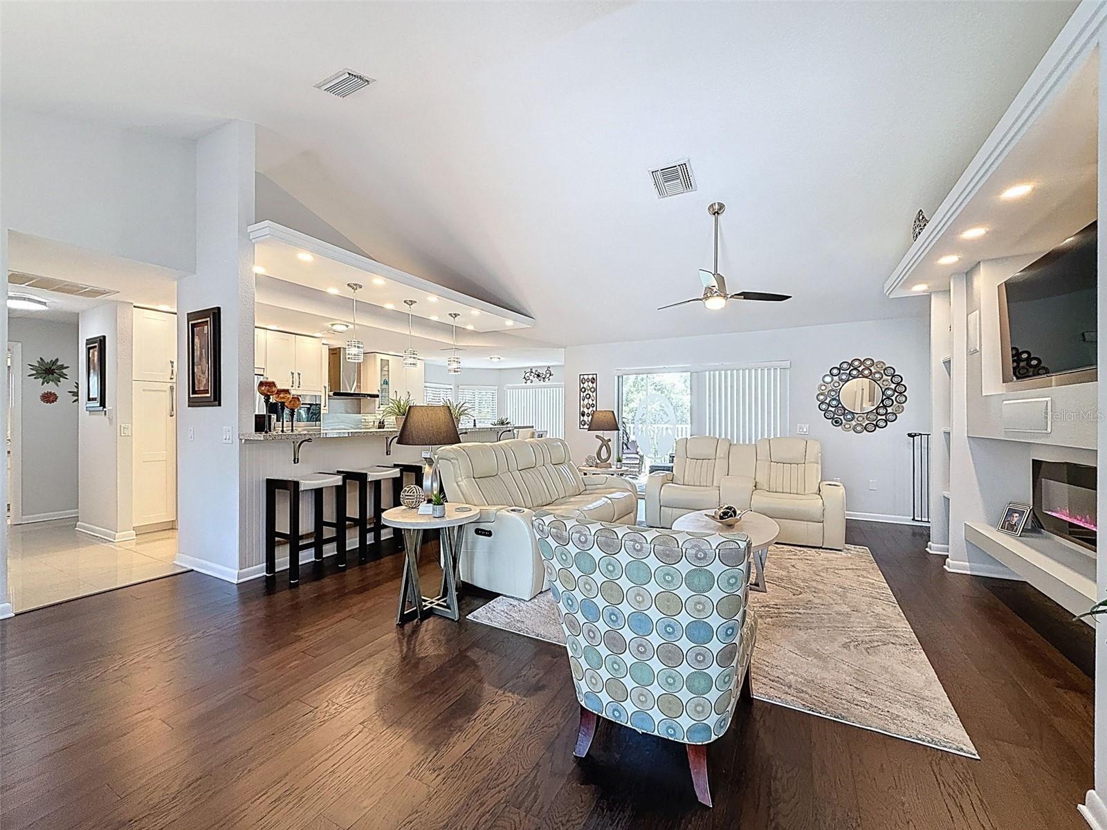 Image 14 of 99 For 13627 Glaze Brook Drive