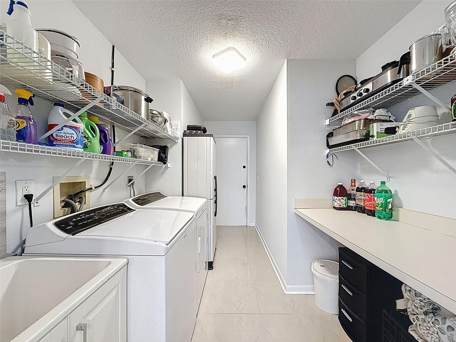 Image 40 of 99 For 13627 Glaze Brook Drive
