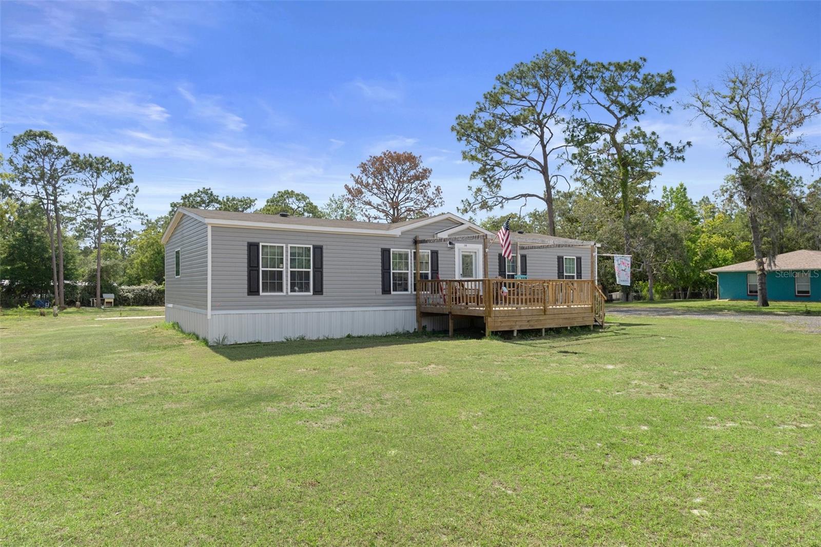 Image 4 of 50 For 2110 Colonial Avenue