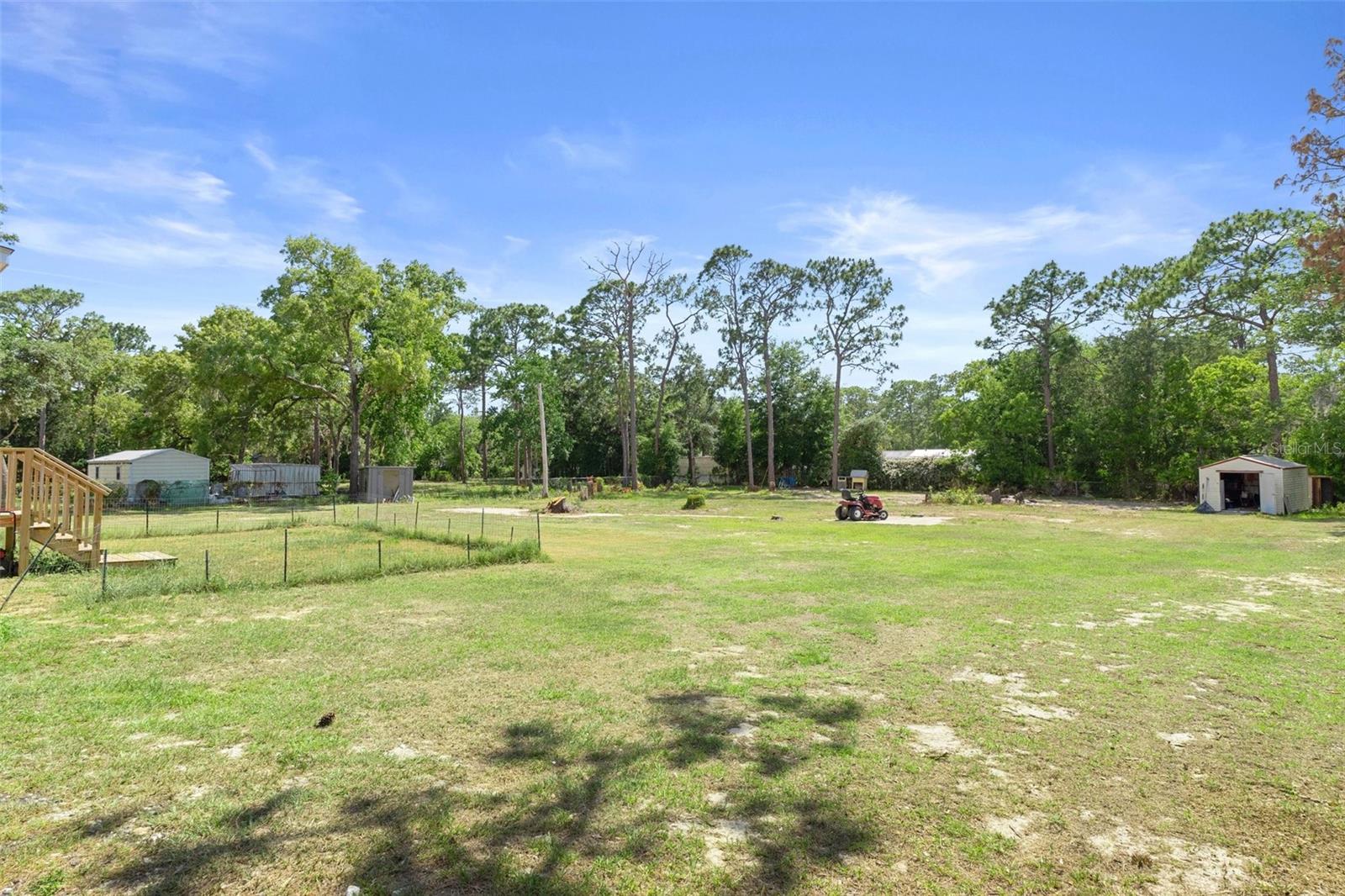 Image 41 of 50 For 2110 Colonial Avenue