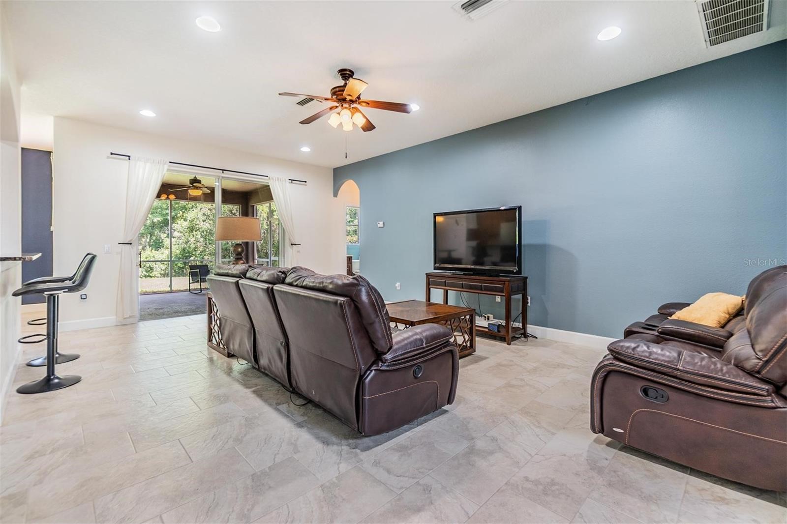 Image 15 of 34 For 1418 Halapa Way